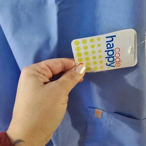 CODE HAPPY SCRUB TOP - Picture 2 of 2